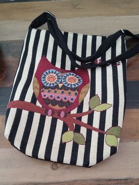 Striped Owl Tote Shoulder Bag in Black and Cream